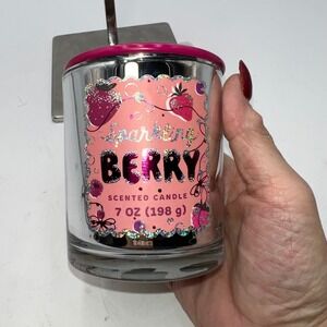 Supreme Lights Sparkling Berry Scented Candle 7 Oz Holiday